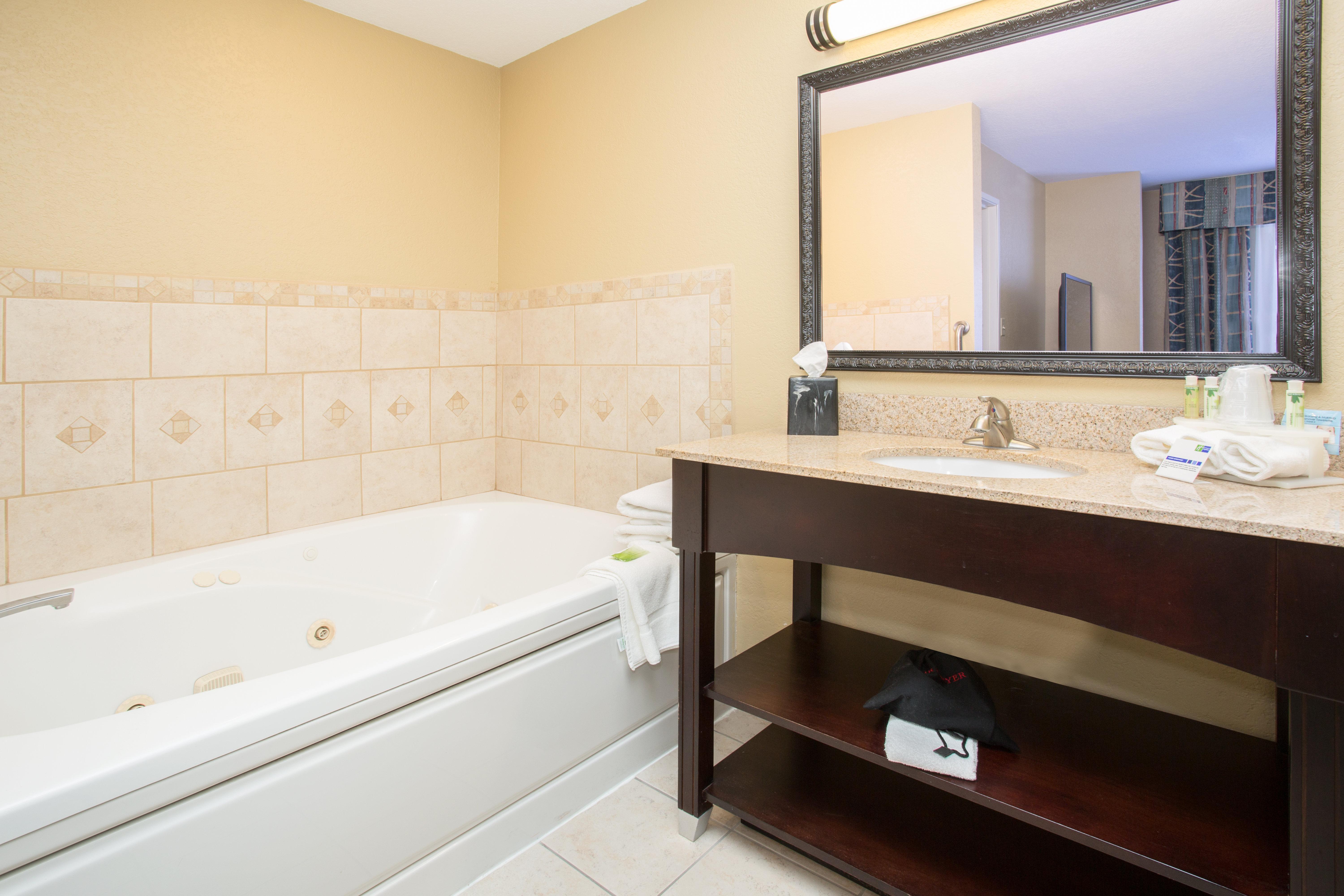 Holiday Inn Express Hotel & Suites Lexington By Ihg Dış mekan fotoğraf