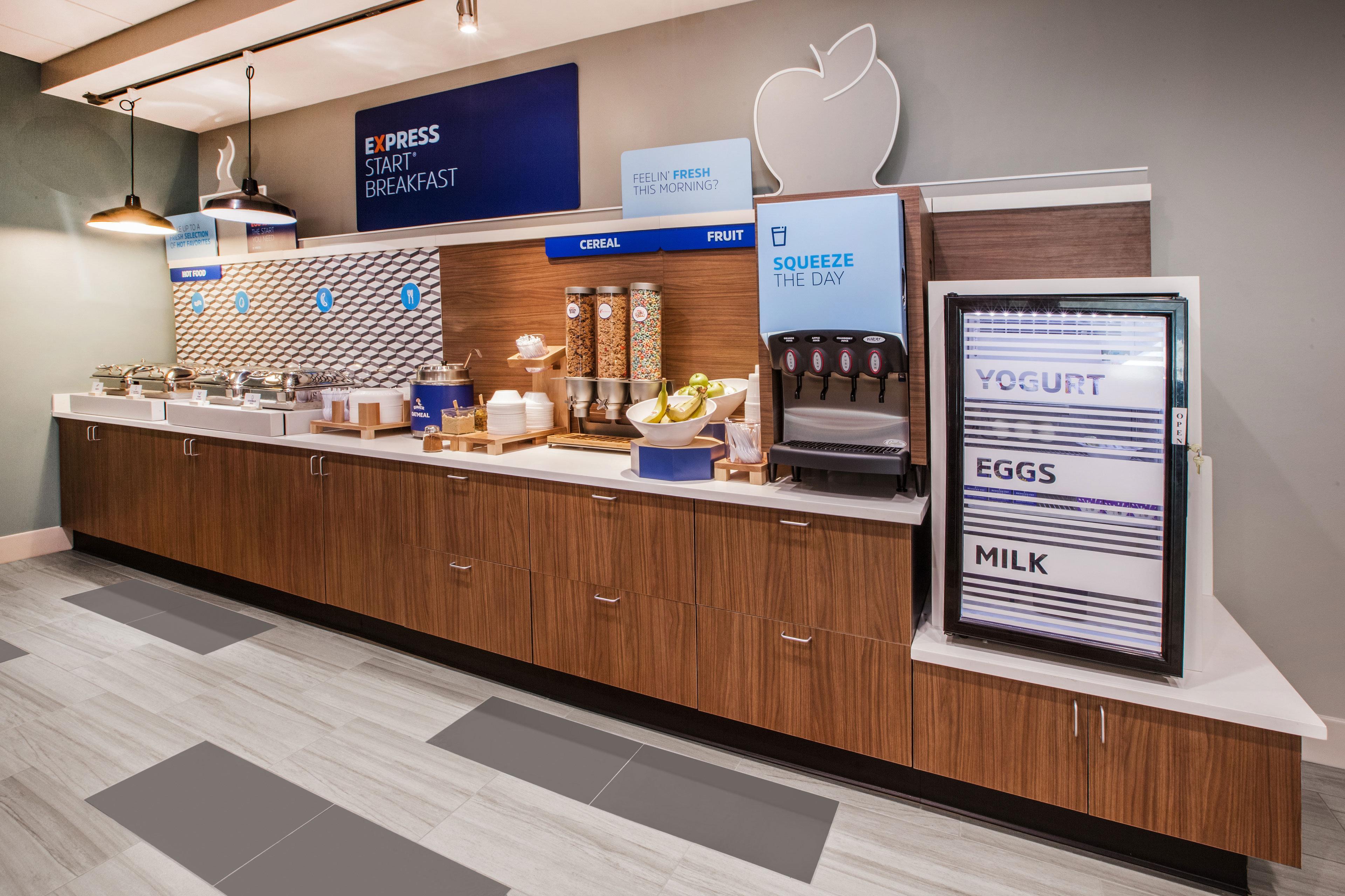 Holiday Inn Express Hotel & Suites Lexington By Ihg Dış mekan fotoğraf