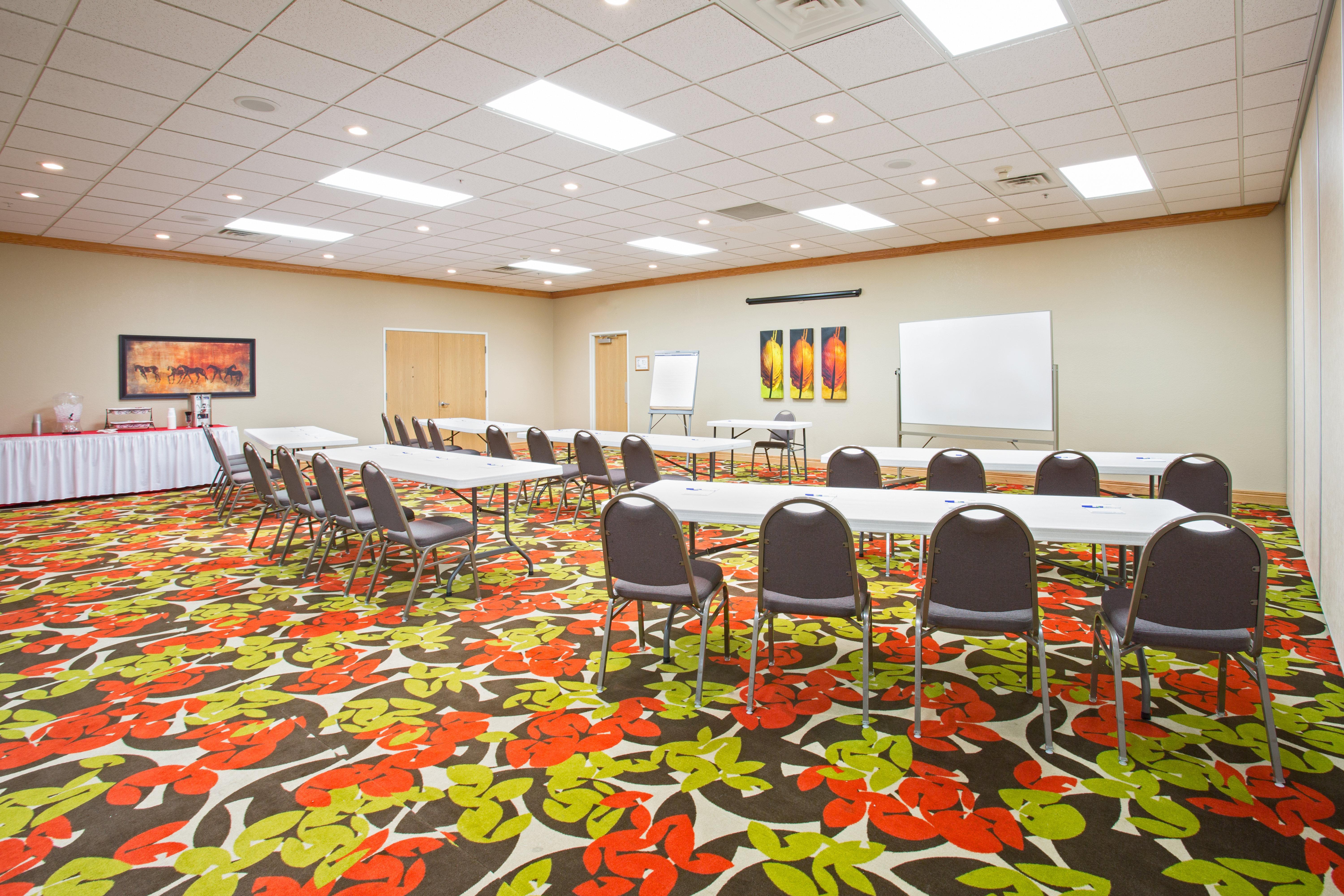 Holiday Inn Express Hotel & Suites Lexington By Ihg Dış mekan fotoğraf