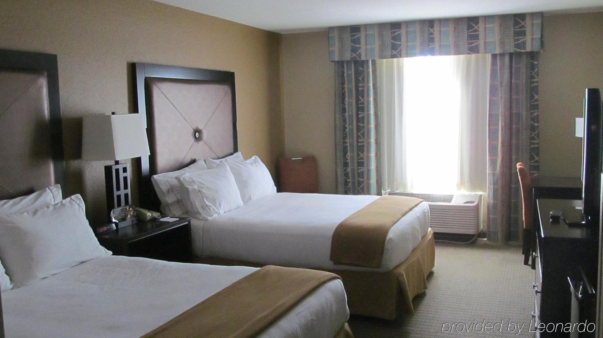 Holiday Inn Express Hotel & Suites Lexington By Ihg Dış mekan fotoğraf