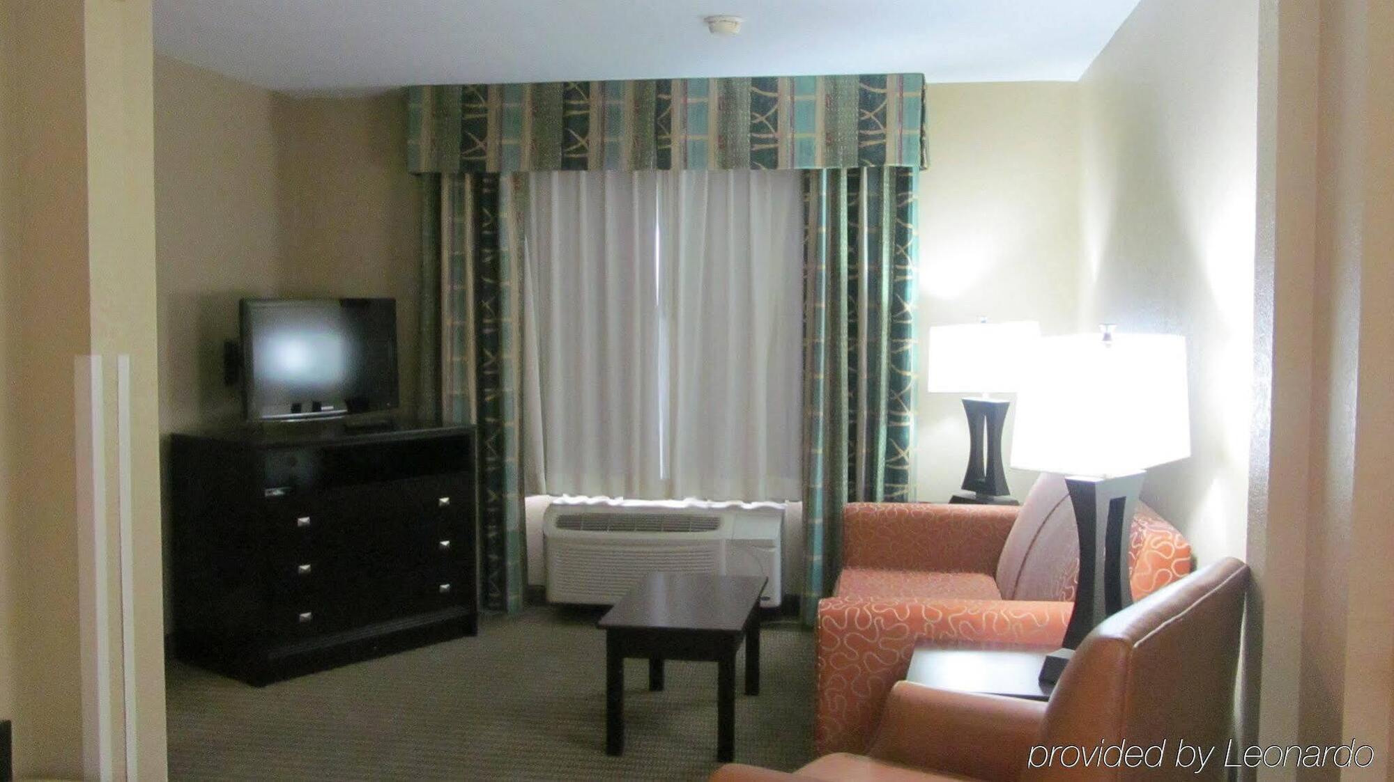 Holiday Inn Express Hotel & Suites Lexington By Ihg Dış mekan fotoğraf