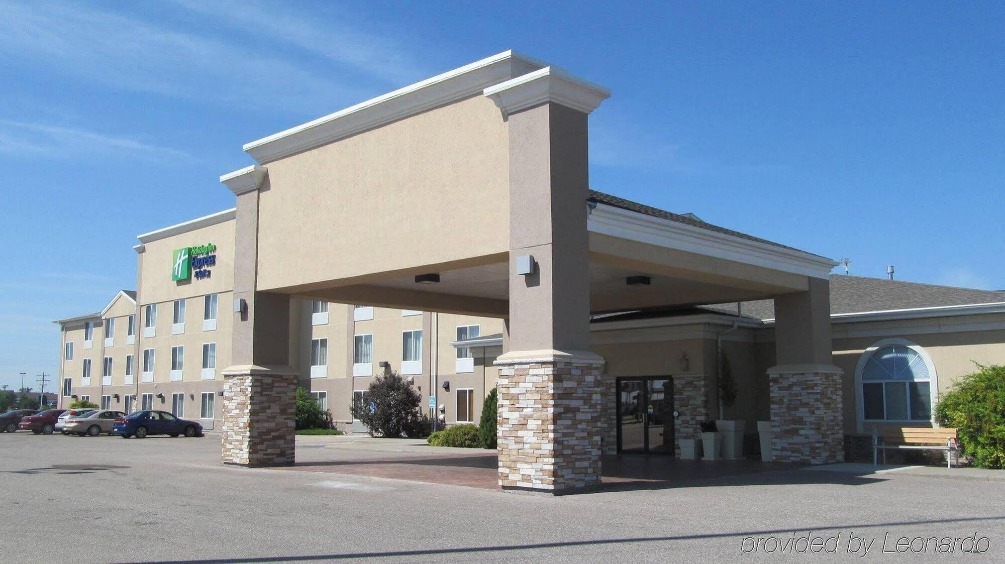 Holiday Inn Express Hotel & Suites Lexington By Ihg Dış mekan fotoğraf